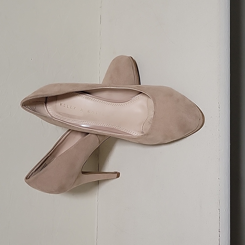 Nude heels